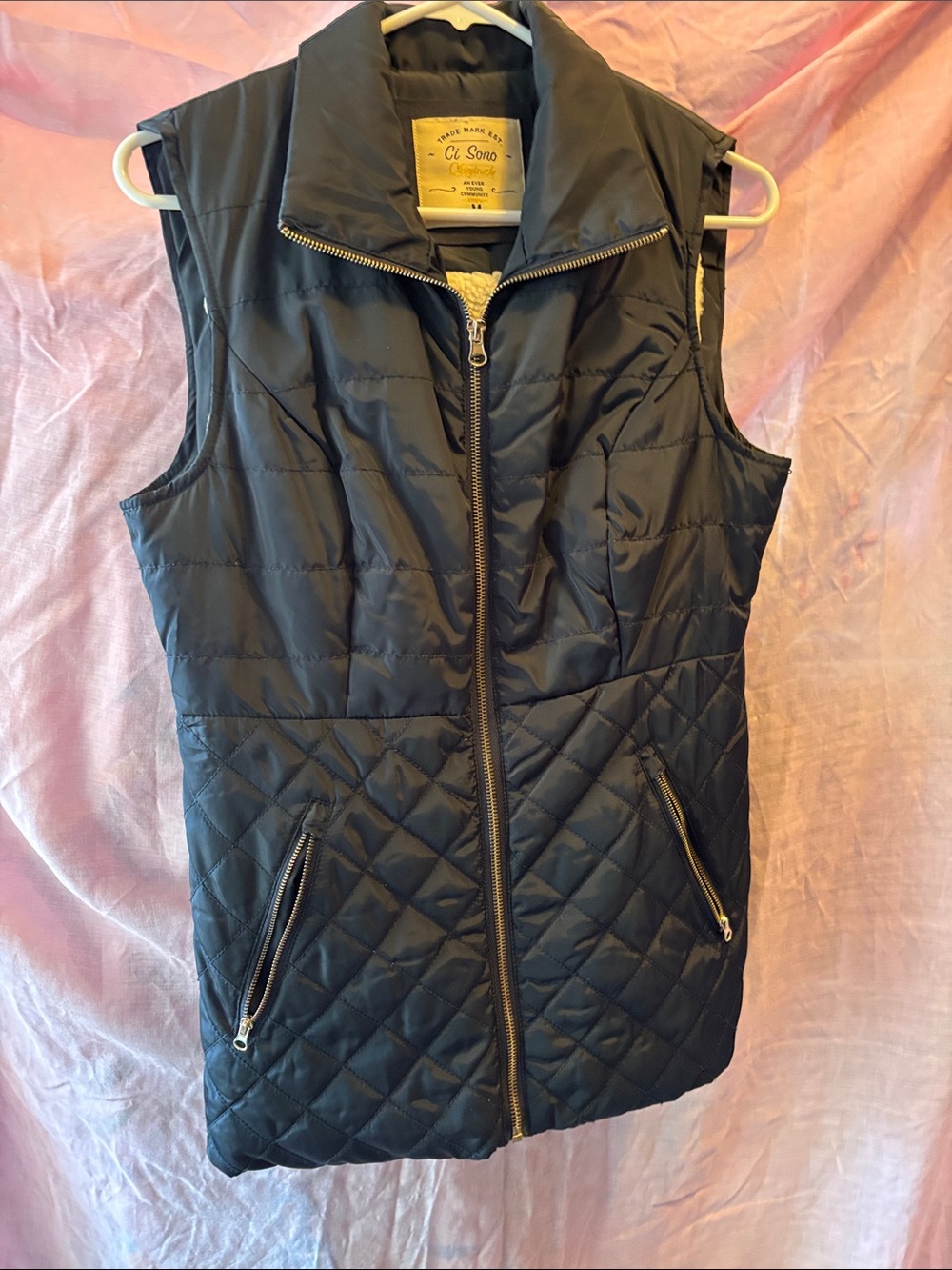 Cielo Quilted Black Sleeveless Puffer Vest with Stand Collar